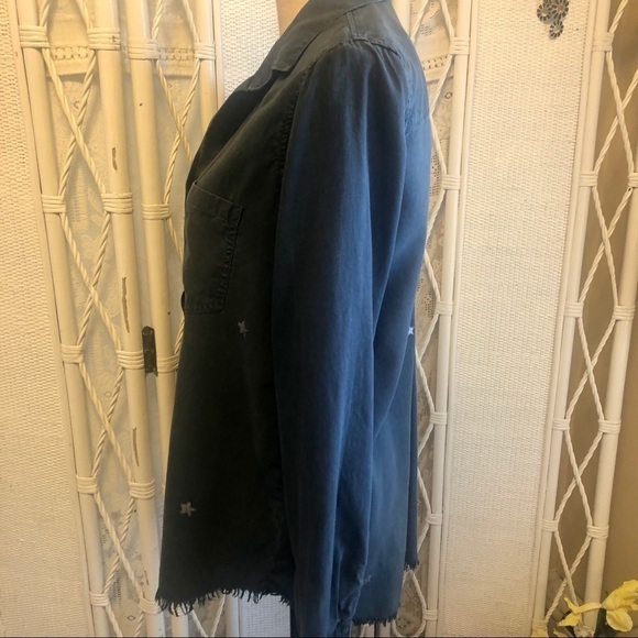 cloth & stone Top Shirt Chambray Blue with Scattered Silver Stars ANTHRO Medium - Picture 8 of 16
